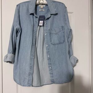 Universal thread denim shirt